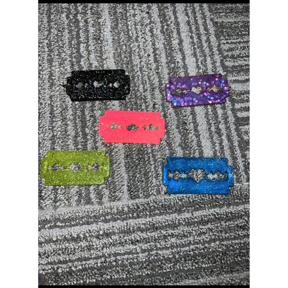 Choose Your Color — Glitter Resin Heart Cutout Rectangle Pendant | Handmade - Picture 2 of 8